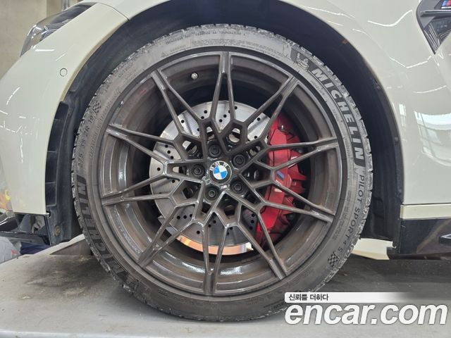 BMW M4 2022 — photo 5