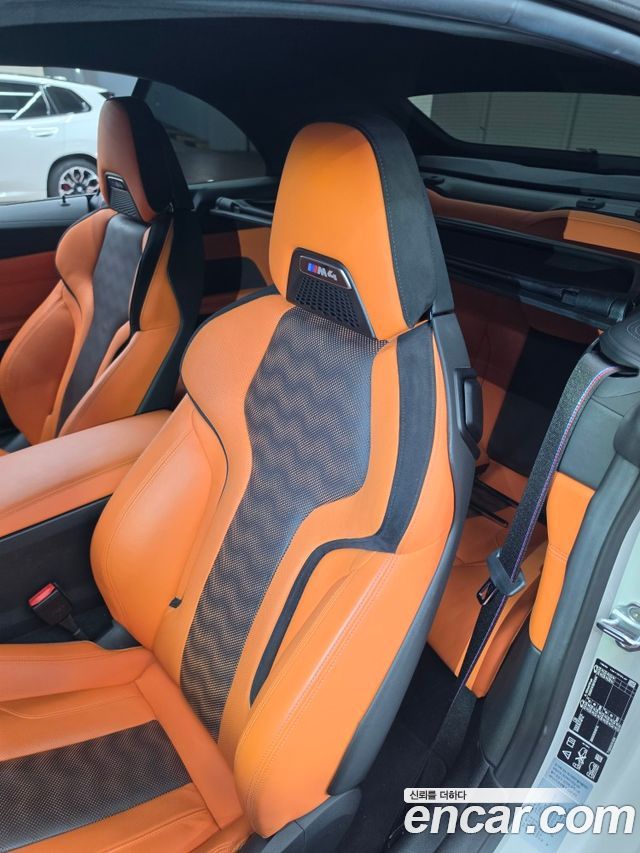 BMW M4 2022 — photo 10