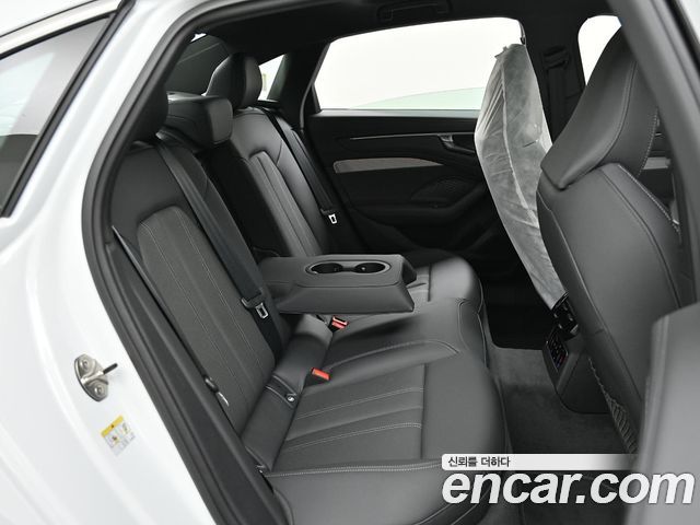 Audi A6 2026 — photo 11