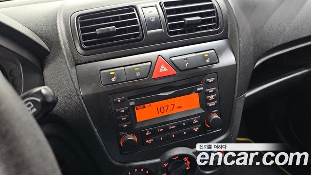 Kia morning 2011 — photo 16