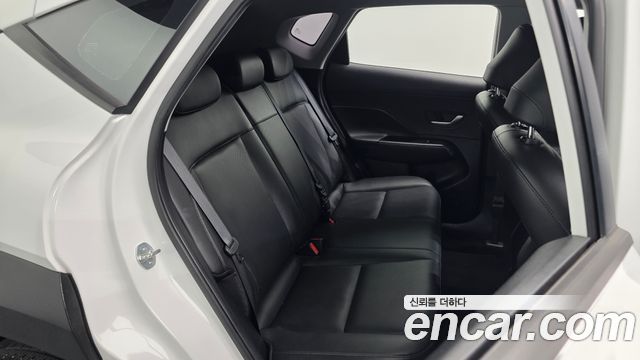 Hyundai Kona 2023 — photo 17