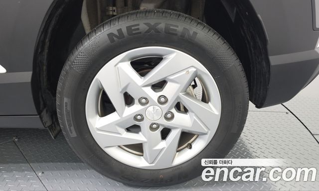 Hyundai Kona 2023 — photo 7