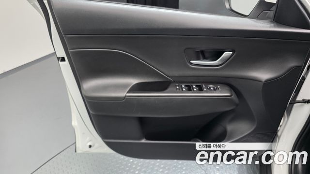 Hyundai Kona 2023 — photo 14