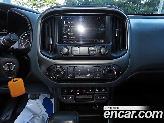 Chevrolet Korea Colorado 2021 — photo 13