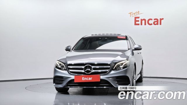 Mercedes-Benz E-Class 2019 — photo 3