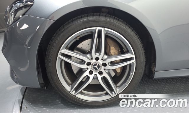Mercedes-Benz E-Class 2019 — photo 5