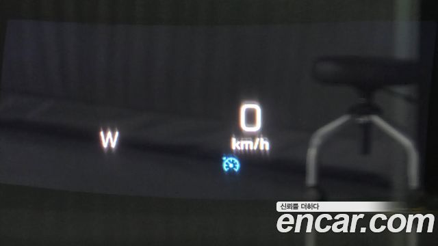 Mercedes-Benz E-Class 2019 — photo 34