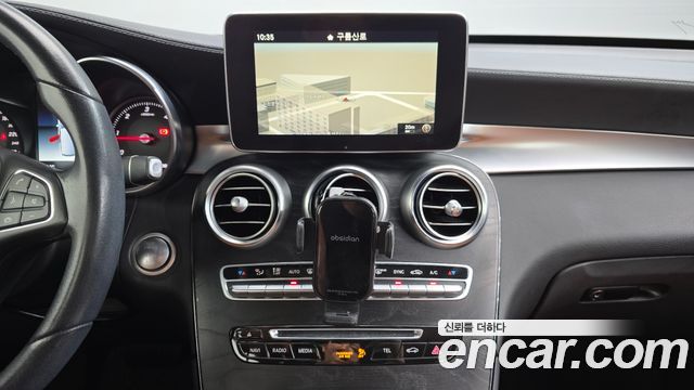 Mercedes-Benz GLC-Class 2018 — photo 18