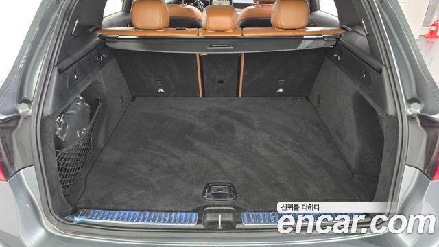 Mercedes-Benz GLC-Class 2018 — photo 22