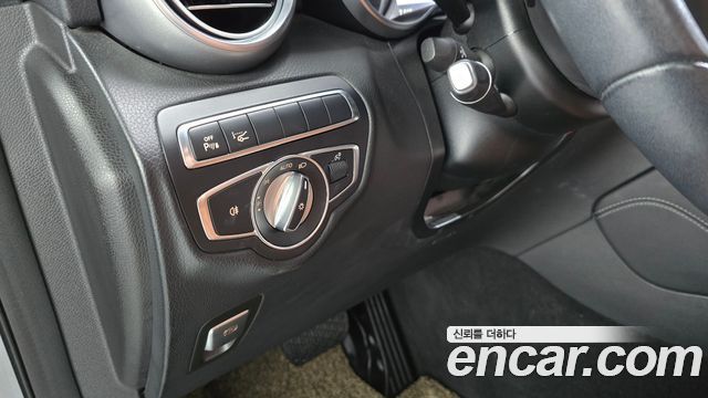 Mercedes-Benz GLC-Class 2018 — photo 25