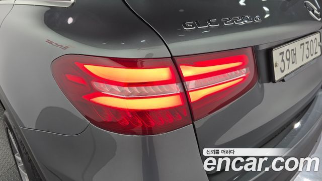 Mercedes-Benz GLC-Class 2018 — photo 9