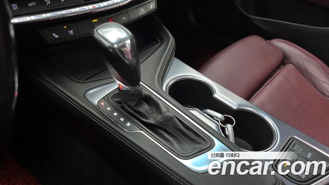 Cadillac CT4 2021 — photo 12
