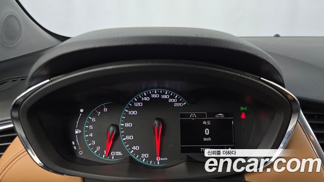 Chevrolet Korea Trax 2017 — photo 11