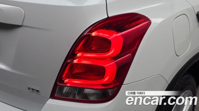 Chevrolet Korea Trax 2017 — photo 9