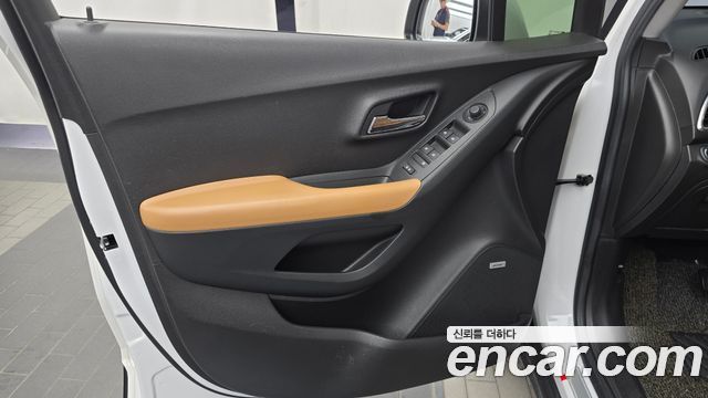 Chevrolet Korea Trax 2017 — photo 14
