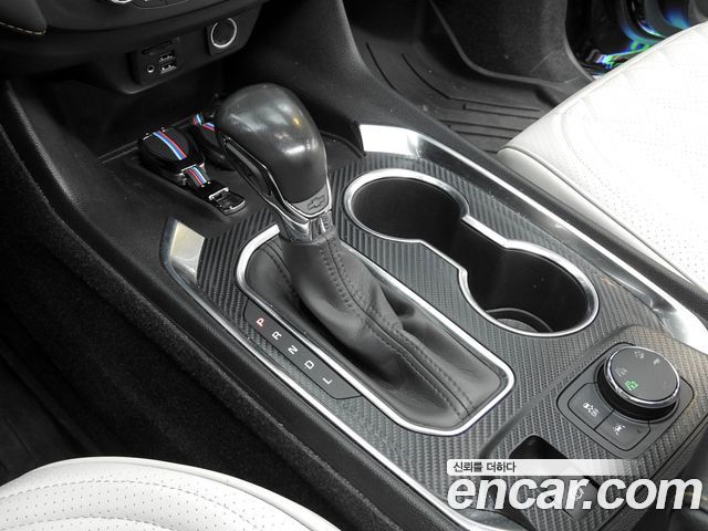 Chevrolet Korea Traverse 2021 — photo 9