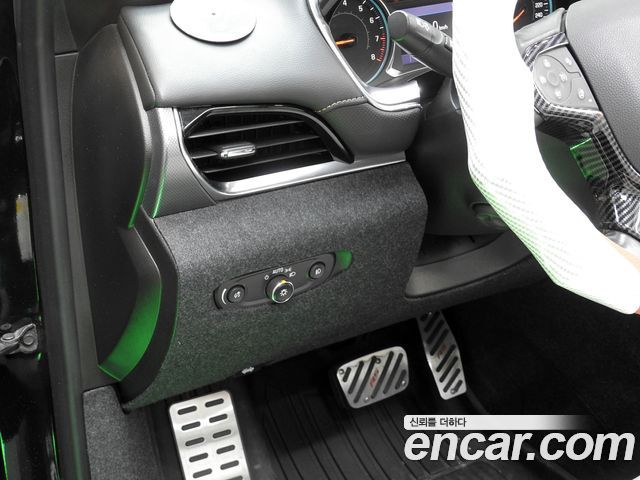 Chevrolet Korea Traverse 2021 — photo 16