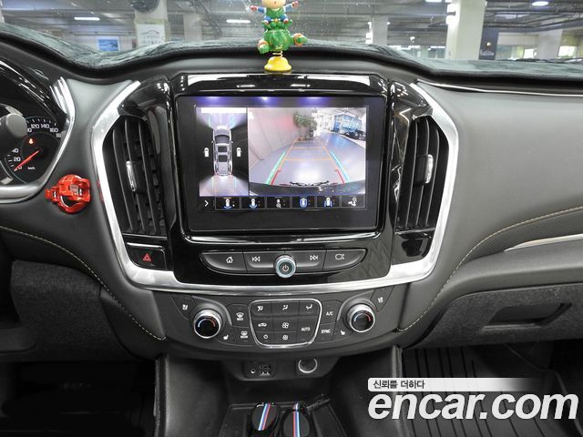 Chevrolet Korea Traverse 2021 — photo 18