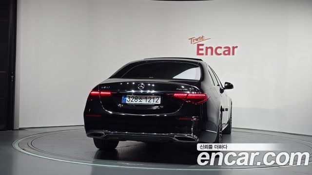 Mercedes-Benz S-Class 2022 — photo 4