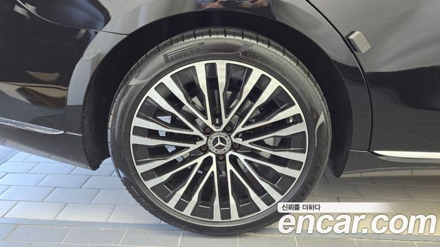 Mercedes-Benz S-Class 2022 — photo 5
