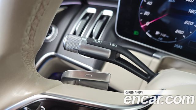 Mercedes-Benz S-Class 2022 — photo 30