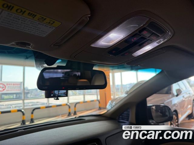 Kia Canival 2017 — photo 10
