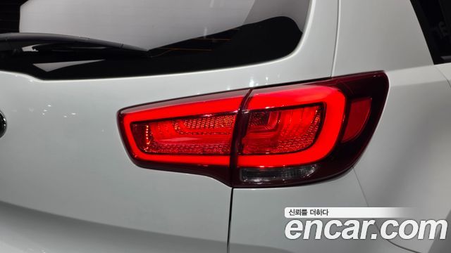 Kia Sportage 2014 — photo 9
