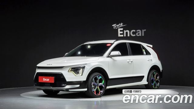 Kia Niro 2022 — photo 1