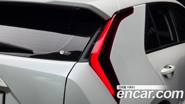 Kia Niro 2022 — photo 9