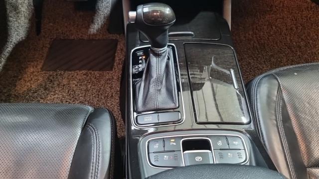 Kia K7 2014 — photo 9