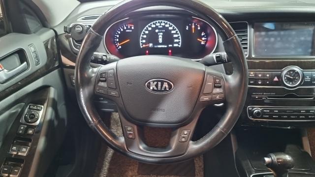 Kia K7 2014 — photo 13
