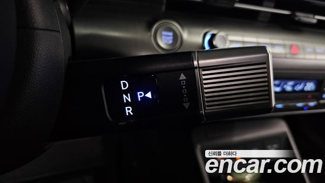 Hyundai Kona 2023 — photo 12