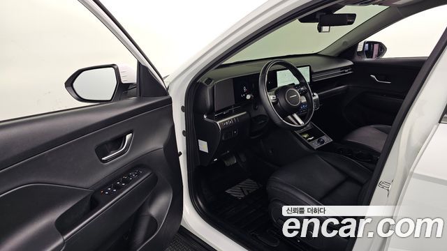 Hyundai Kona 2023 — photo 13