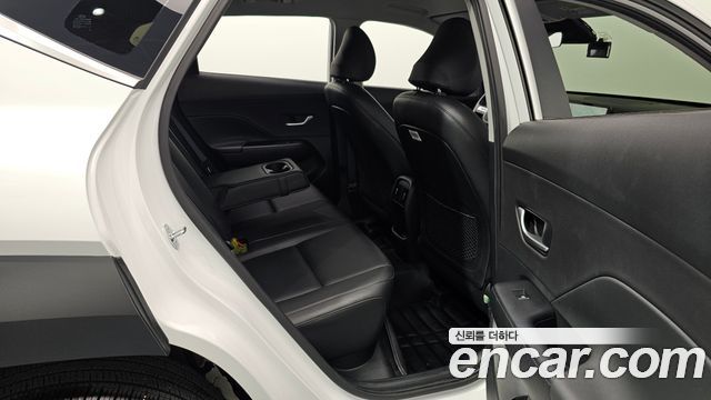 Hyundai Kona 2023 — photo 18