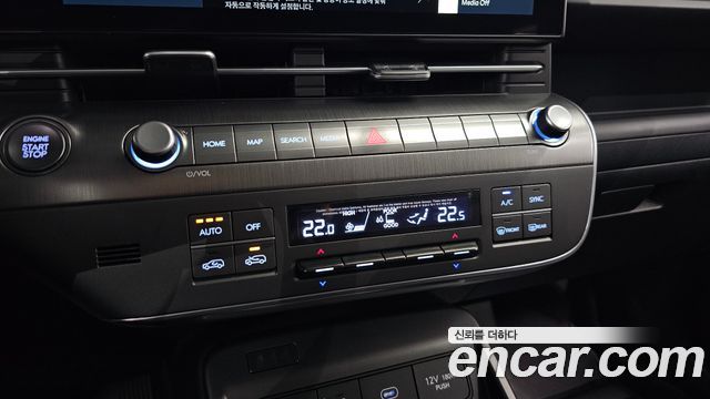 Hyundai Kona 2023 — photo 23
