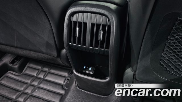 Hyundai Kona 2023 — photo 25