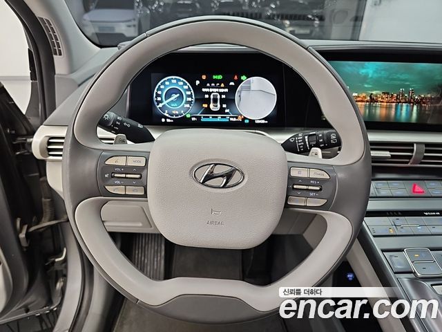 Hyundai Nexo 2023 — photo 9