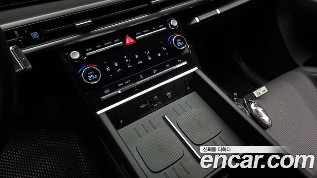 Hyundai Santafe 2024 — photo 24