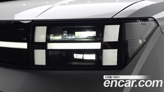 Hyundai Santafe 2024 — photo 8