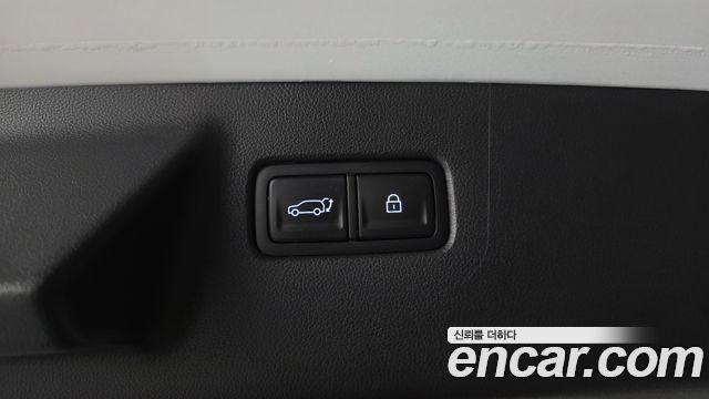 Hyundai Santafe 2024 — photo 27