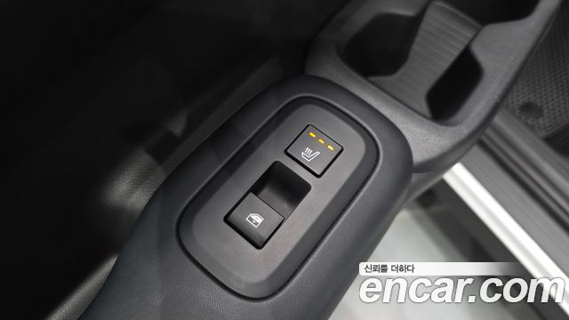 Hyundai Santafe 2024 — photo 34