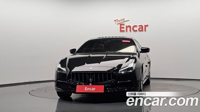 Maserati Quattroporte 2019 — photo 3