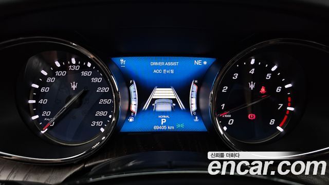 Maserati Quattroporte 2019 — photo 11