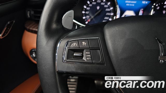 Maserati Quattroporte 2019 — photo 35