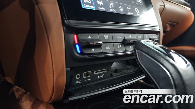 Maserati Quattroporte 2019 — photo 39