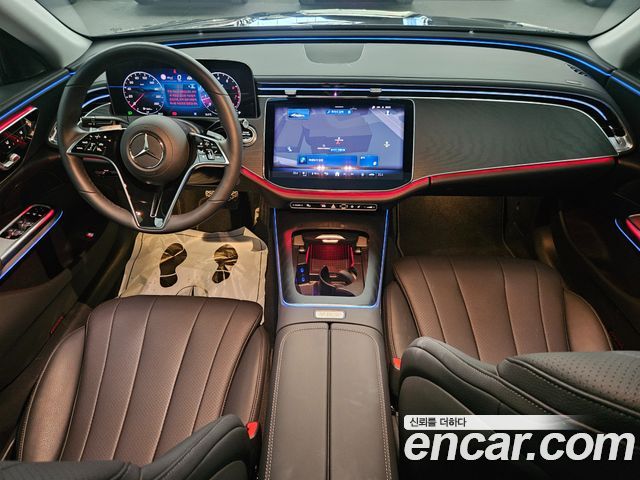 Mercedes-Benz E-Class 2026 — photo 7