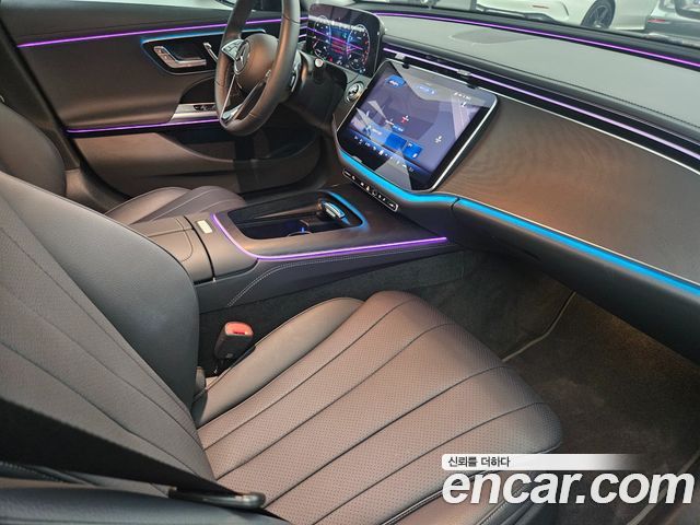 Mercedes-Benz E-Class 2026 — photo 10