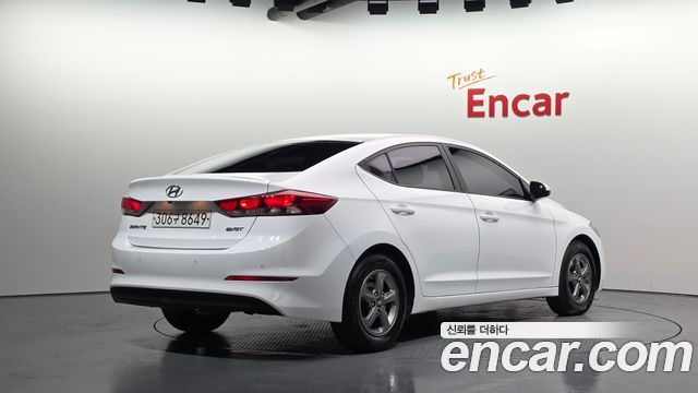 Hyundai AVANTE 2017 — photo 2