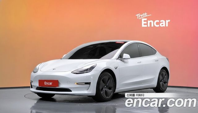 Tesla Model 3 2020 — photo 1