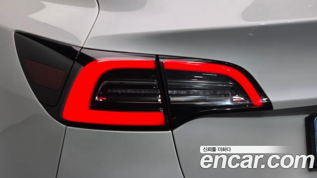 Tesla Model 3 2020 — photo 9